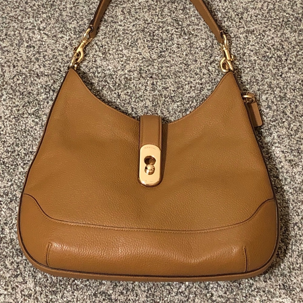 Coach Amber Hobo